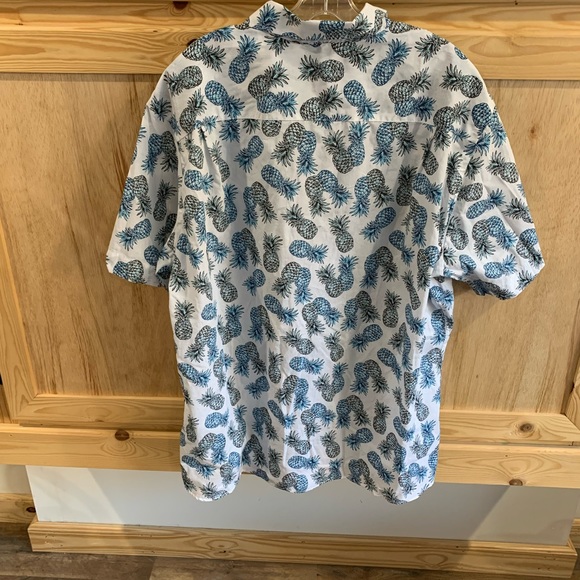 Van Heusen never tuck “Slim Fit” NWT Pineapple button front shirt size XXL - Picture 2 of 3